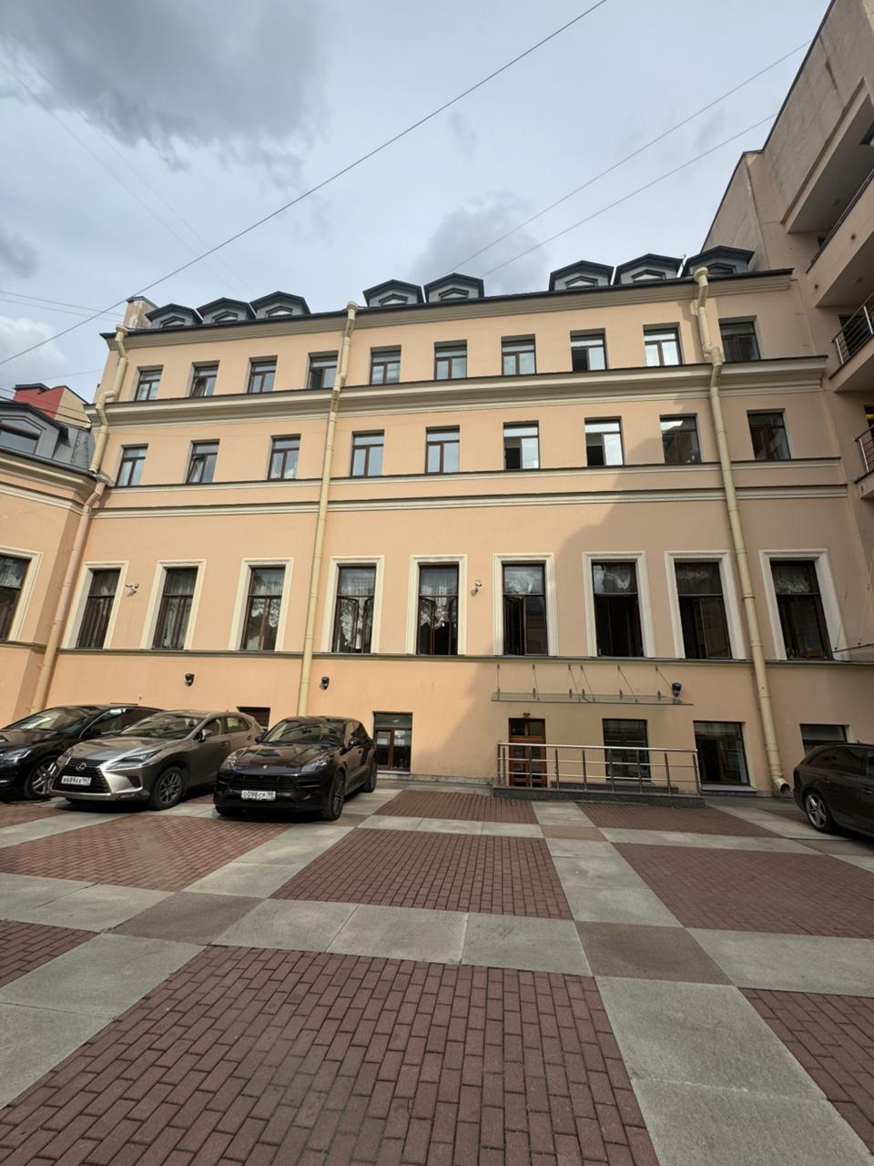 фасад дома, здание по адресу г Санкт-Петербург, ул Чайковского, д 29